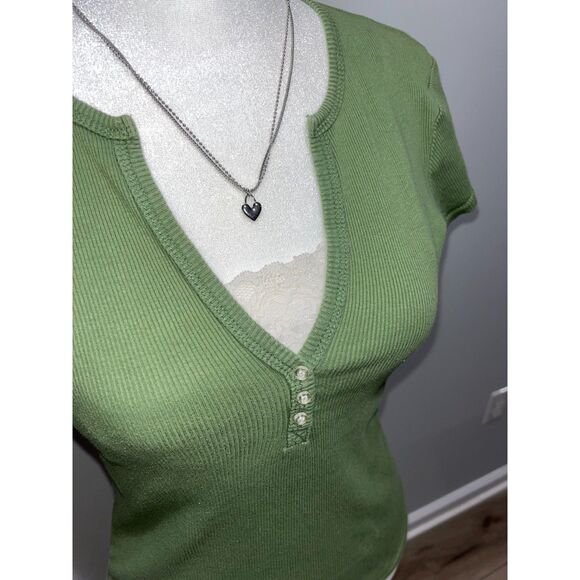 Vtg Y2k Energie Green Top Lace Lined V-Neck Ribbed Tee - Picture 2 of 2